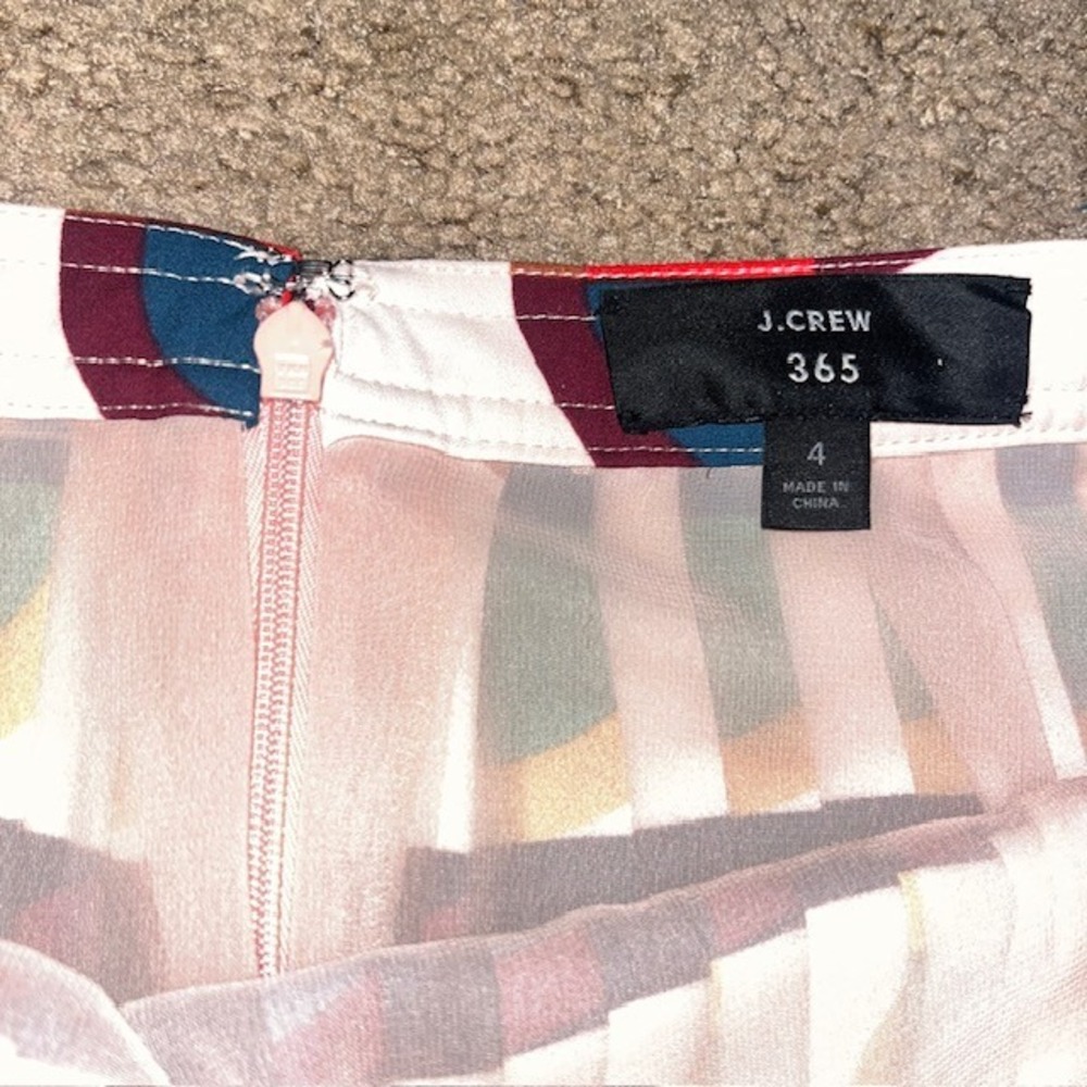 J.Crew 365 Pleated Midi Skirt Geometric Abstract Print Multicolor 4 - Picture 5 of 7